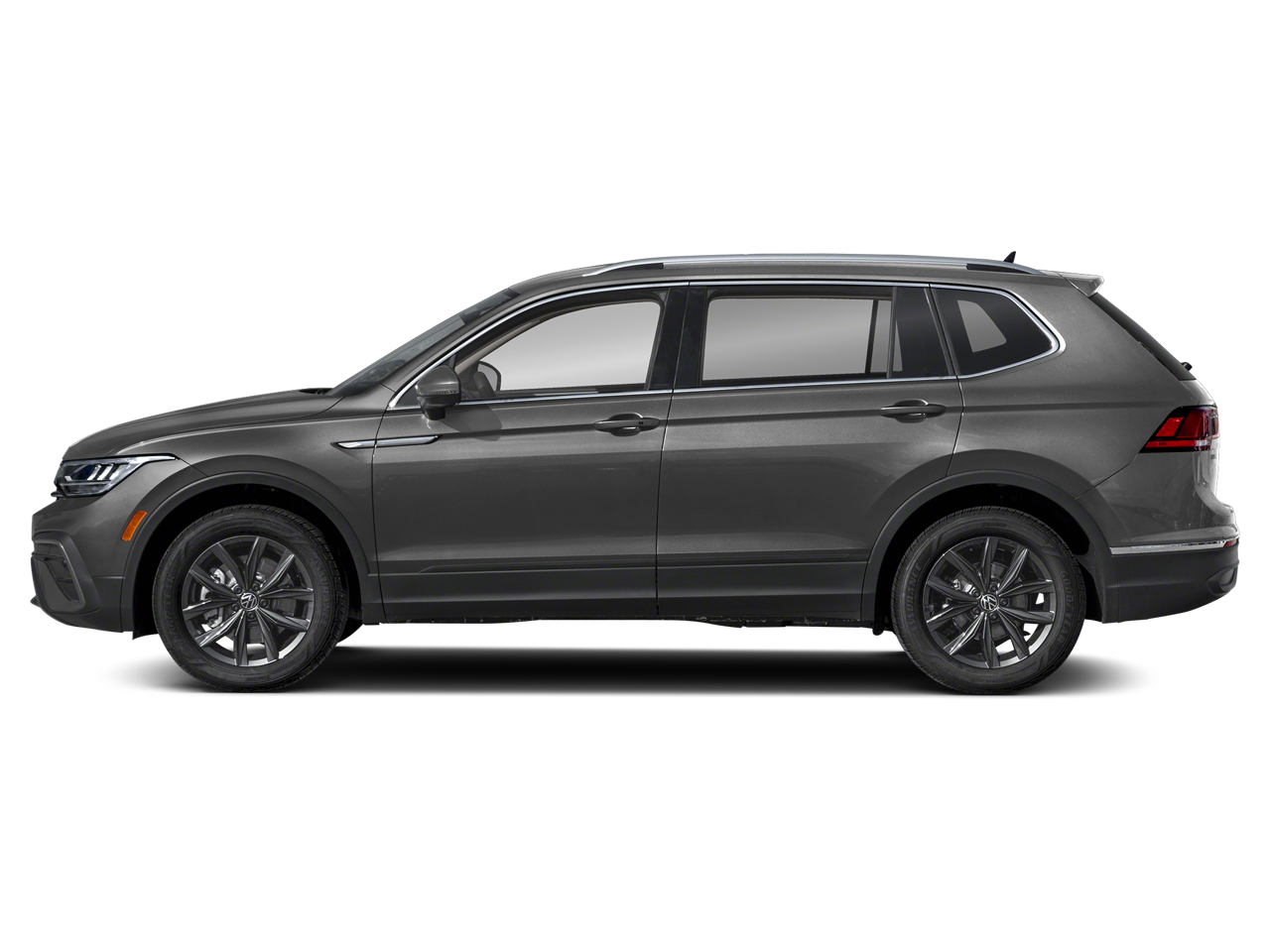 2023 Volkswagen Tiguan SE photo 3