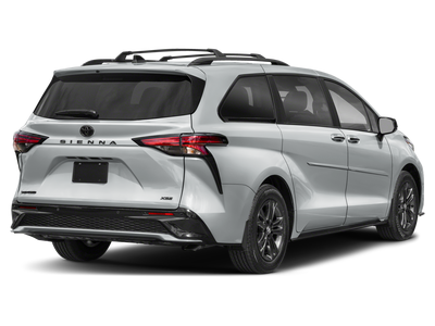 2025 Toyota Sienna XSE Power moonroof & Navigation System