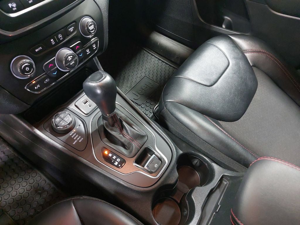 2023 Jeep Cherokee Trailhawk