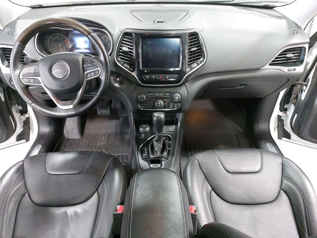 2019 Jeep Cherokee Overland