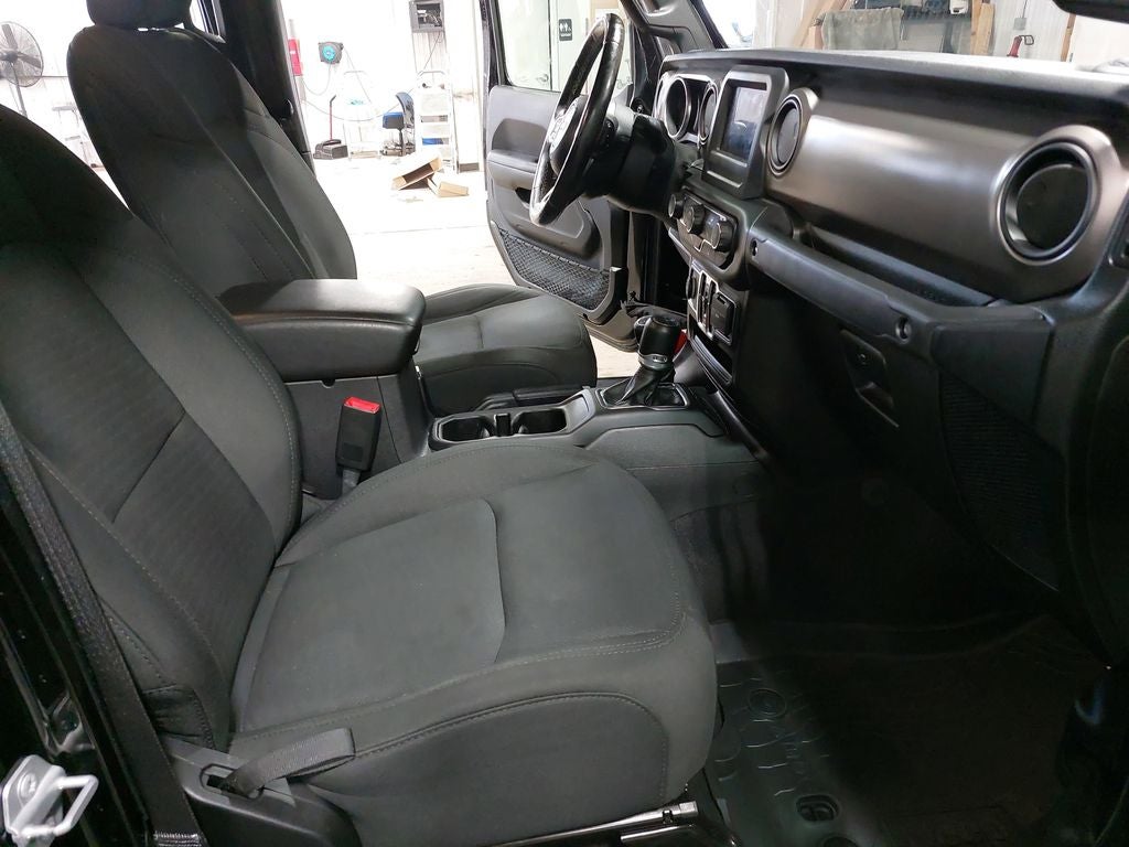 2020 Jeep Gladiator Sport