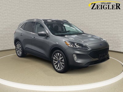 2022 Ford Escape Titanium