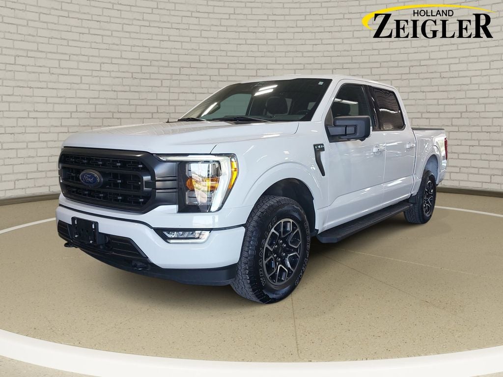 2021 Ford F-150 XLT 4x4 SuperCrew 145 in's photo