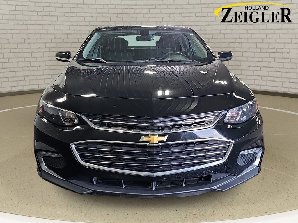 Used 2018 Chevrolet Malibu 1LT with VIN 1G1ZD5ST4JF233225 for sale in Holland, MI