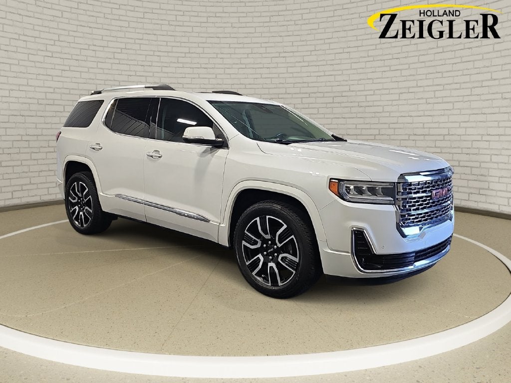 2020 GMC Acadia Denali