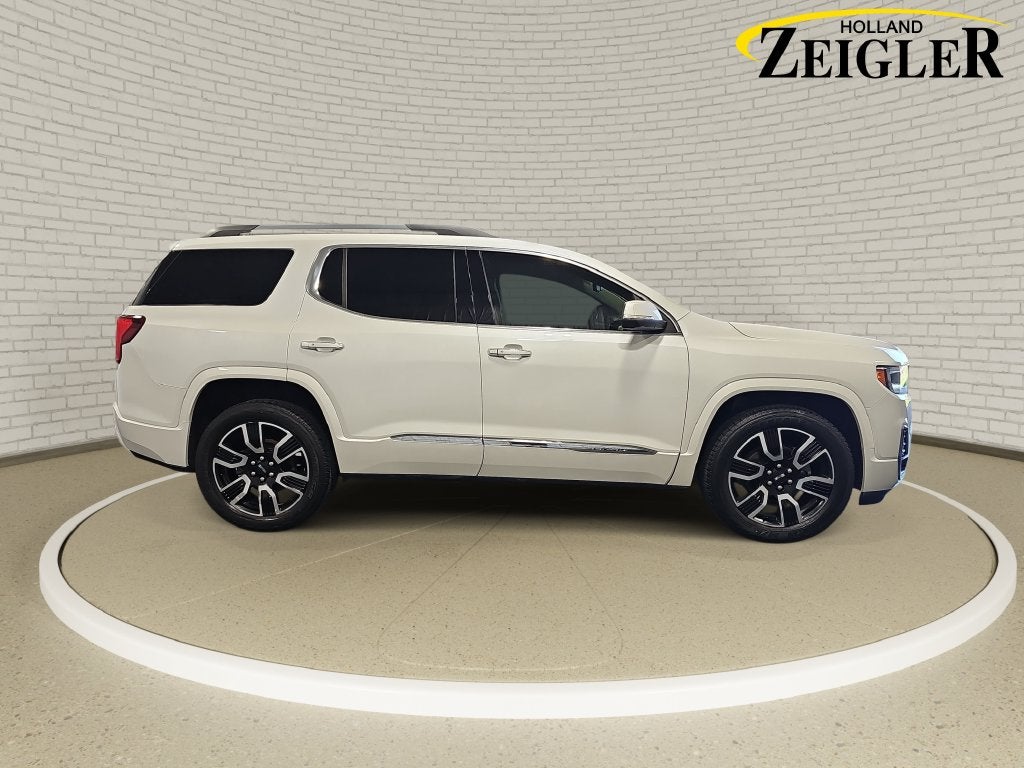 2020 GMC Acadia Denali