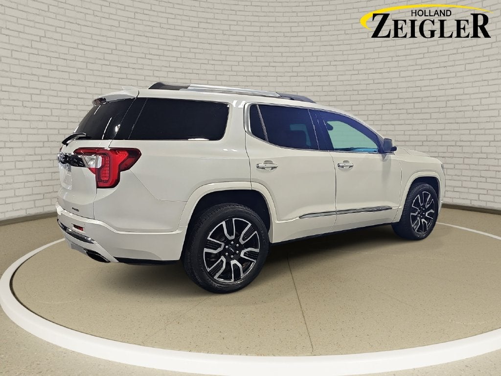 2020 GMC Acadia Denali