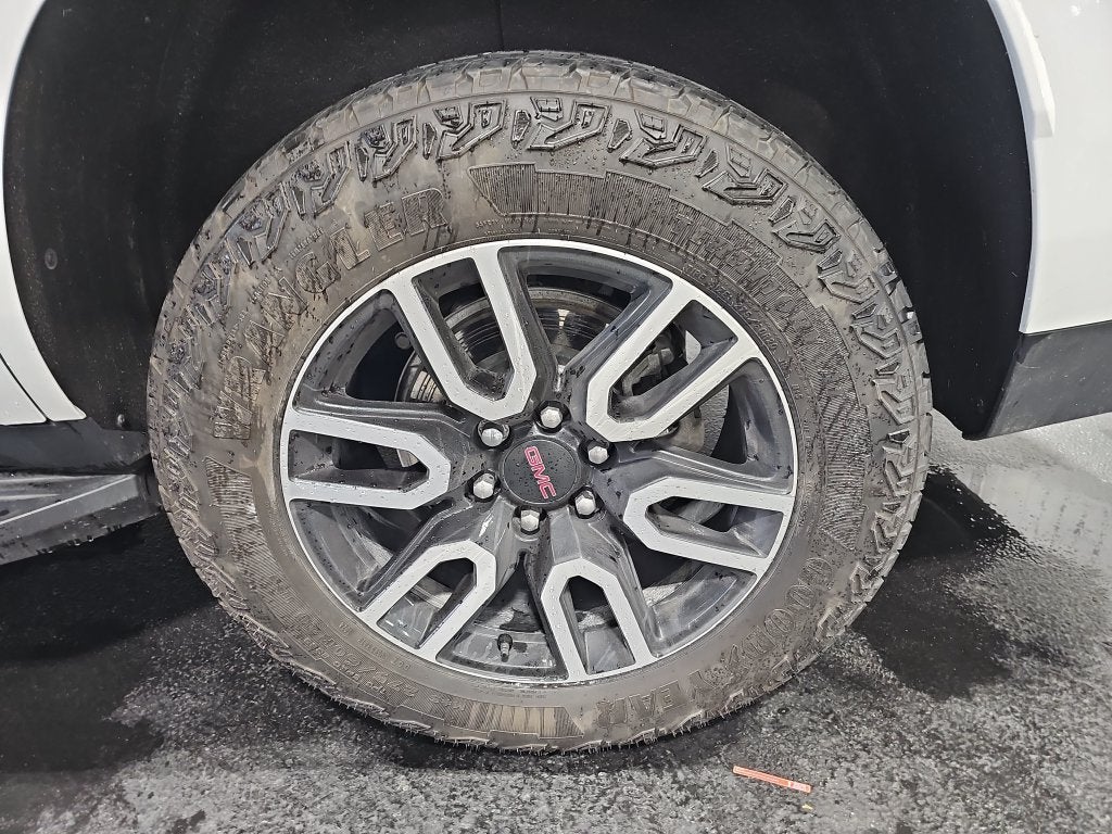 2024 GMC Yukon AT4