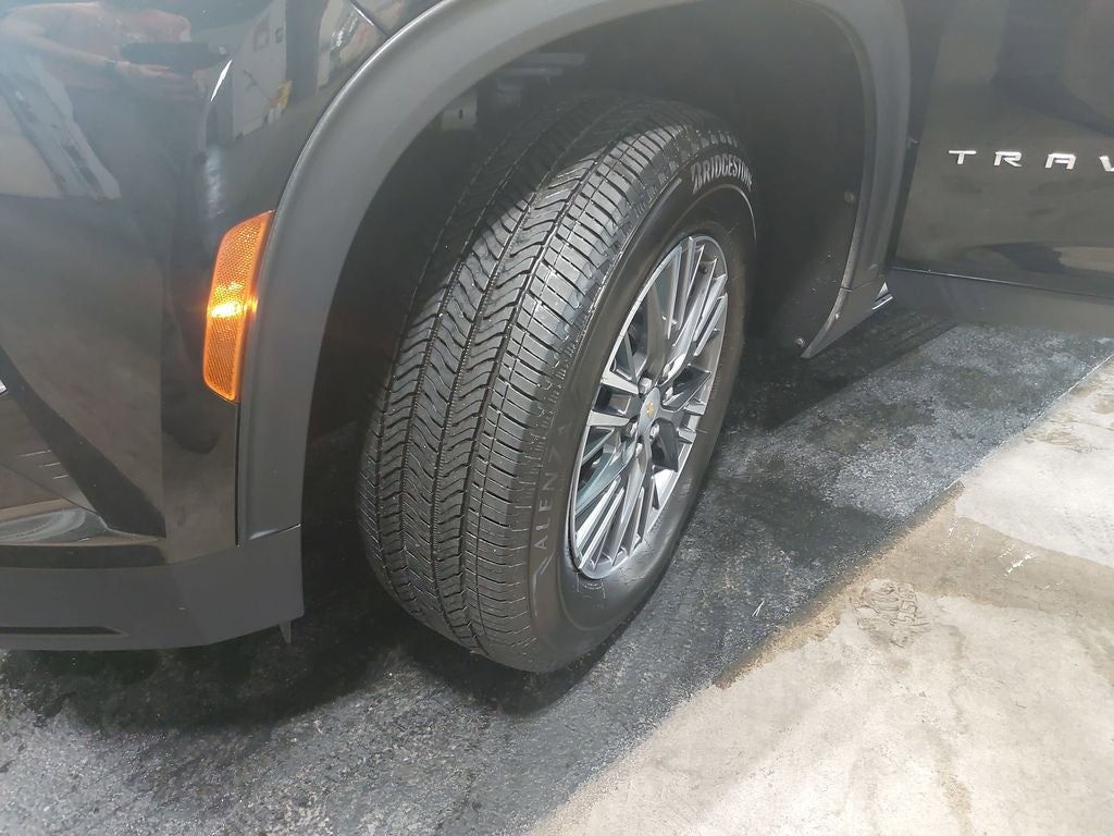 2026 Chevrolet Traverse LT 2LT