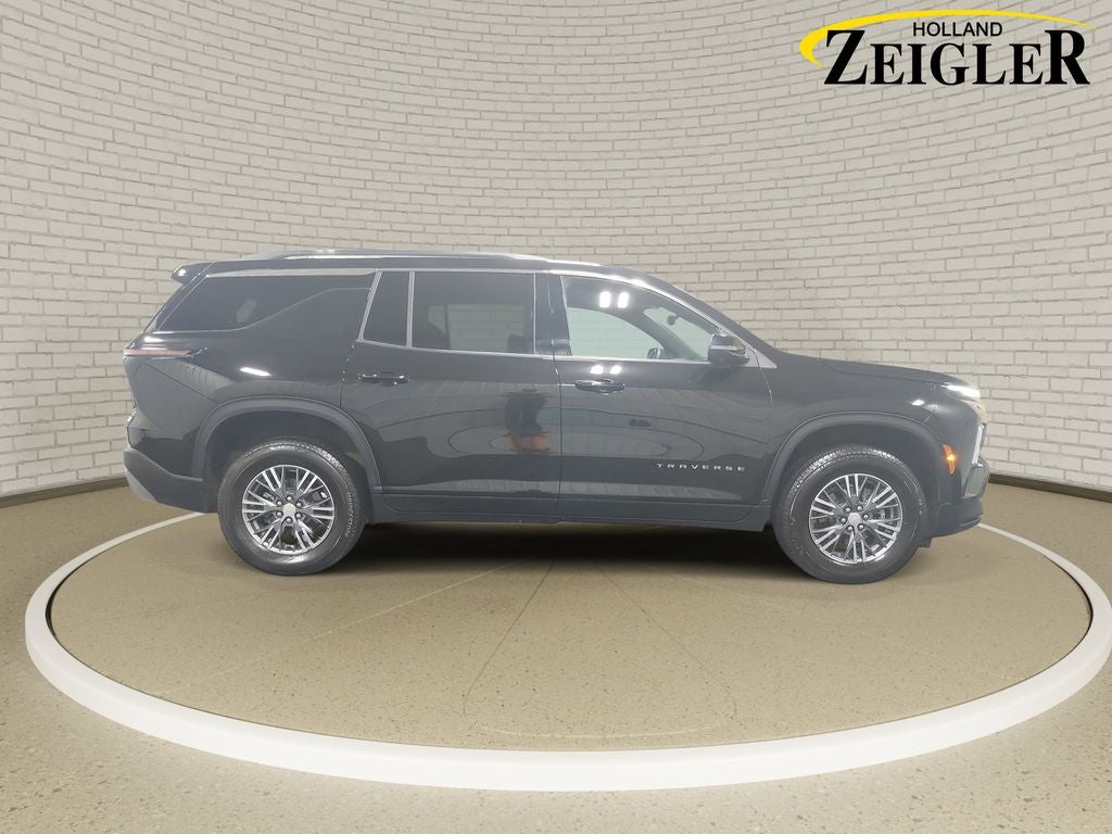 2026 Chevrolet Traverse LT 2LT
