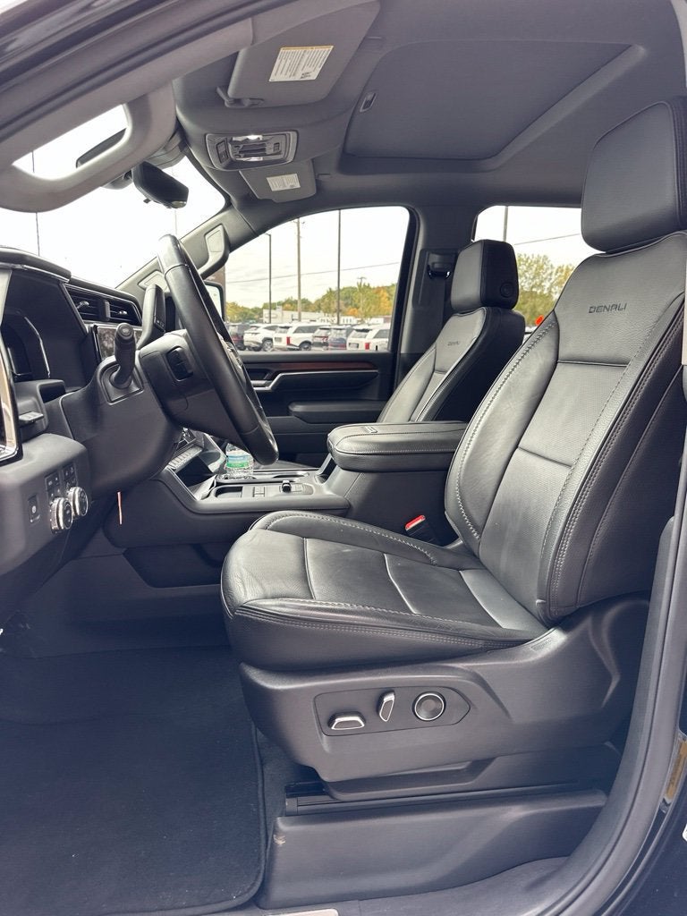 2025 GMC Sierra 2500HD Denali