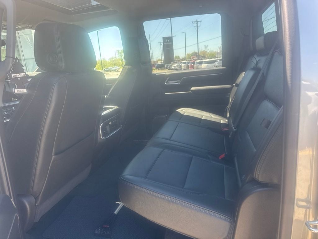 2025 GMC Sierra 3500HD Denali