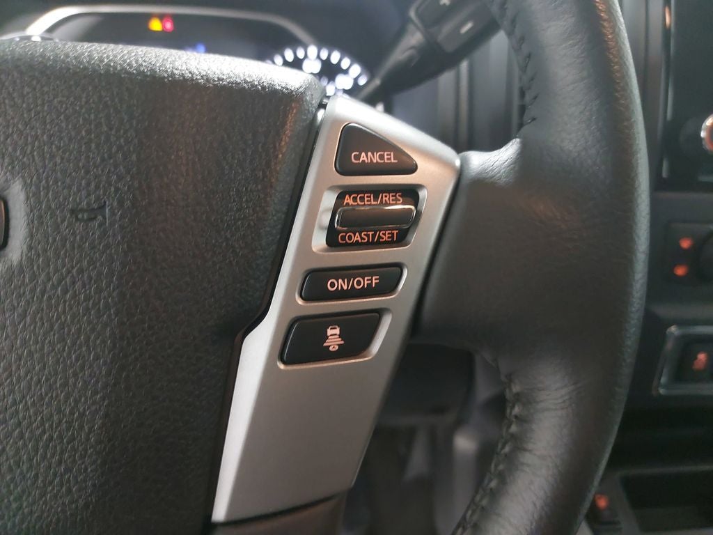 2024 Nissan Titan SV