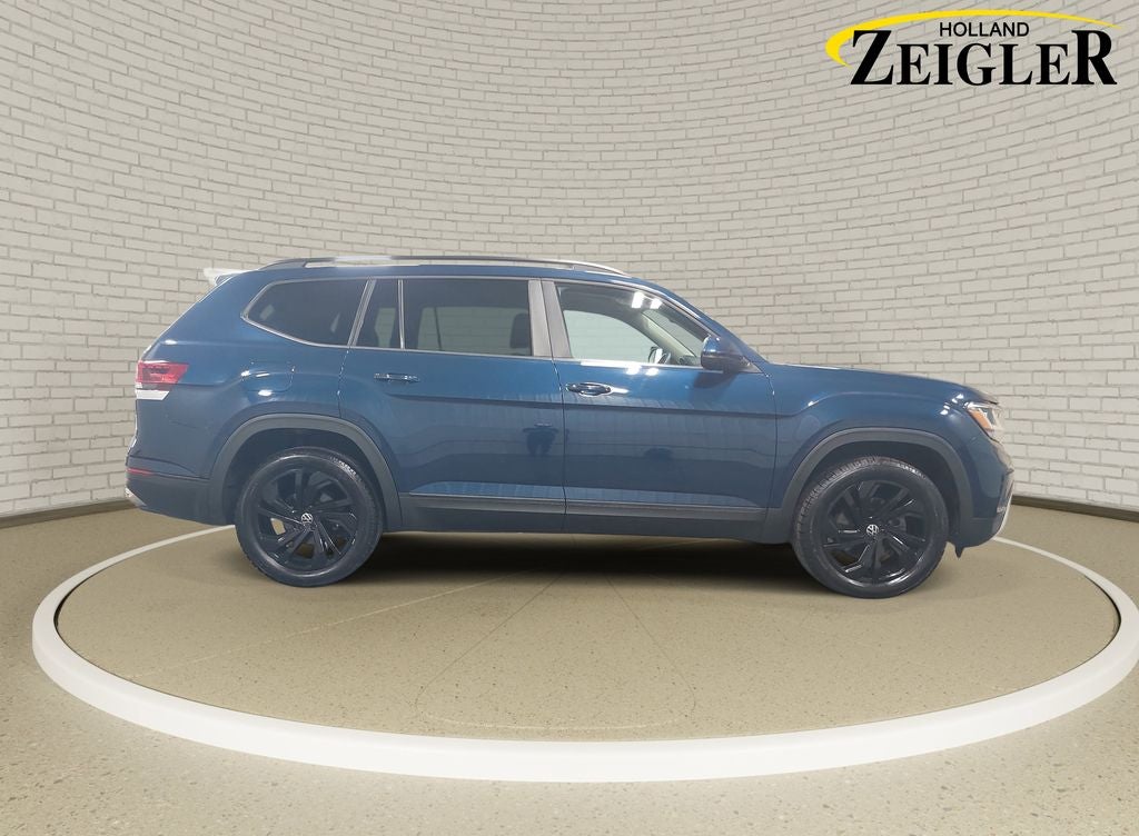 2022 Volkswagen Atlas 3.6L V6 SE w/Technology