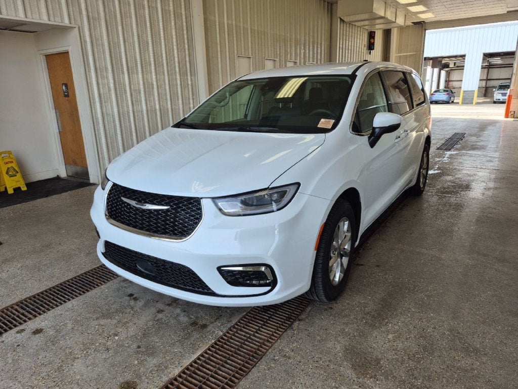2023 Chrysler Pacifica