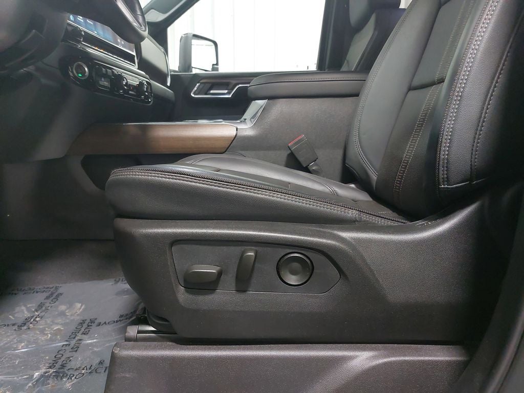 2024 Chevrolet Silverado 3500HD High Country