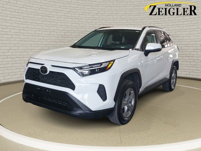 2025 Toyota RAV4 XLE