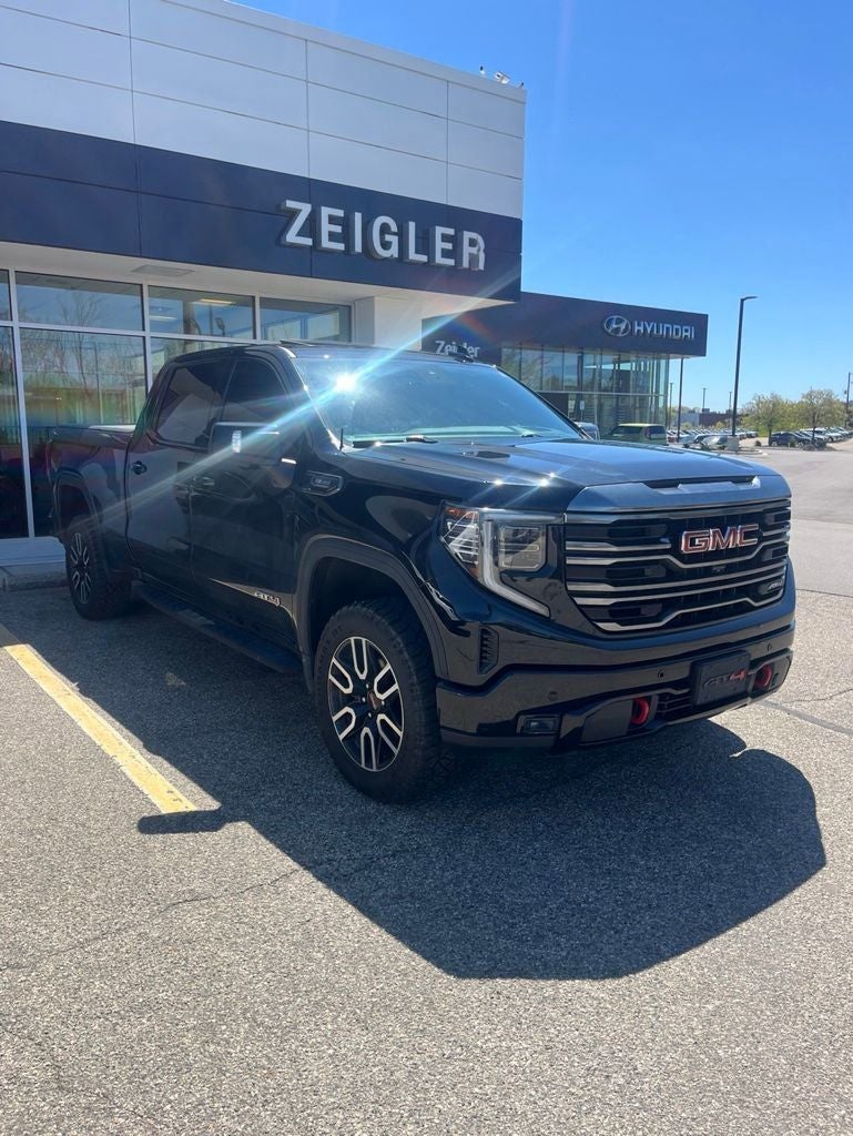 2022 GMC Sierra 1500 AT4