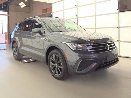 2022 Volkswagen Tiguan 2.0T SE 4Motion's photo