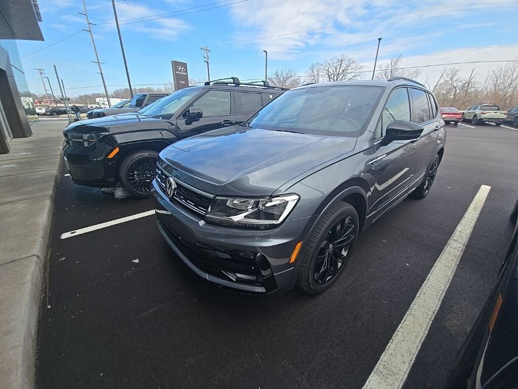 2020 Volkswagen Tiguan 2.0T SE R-Line Black 4Motion