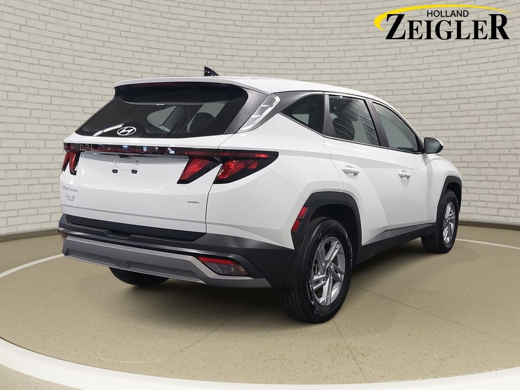 2025 Hyundai Tucson SE