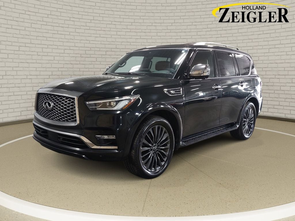2023 INFINITI QX80 Sensory 4WD's photo