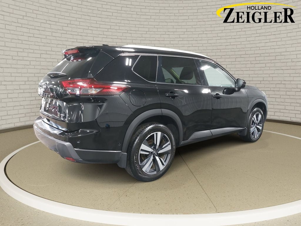 2025 Nissan Rogue SL