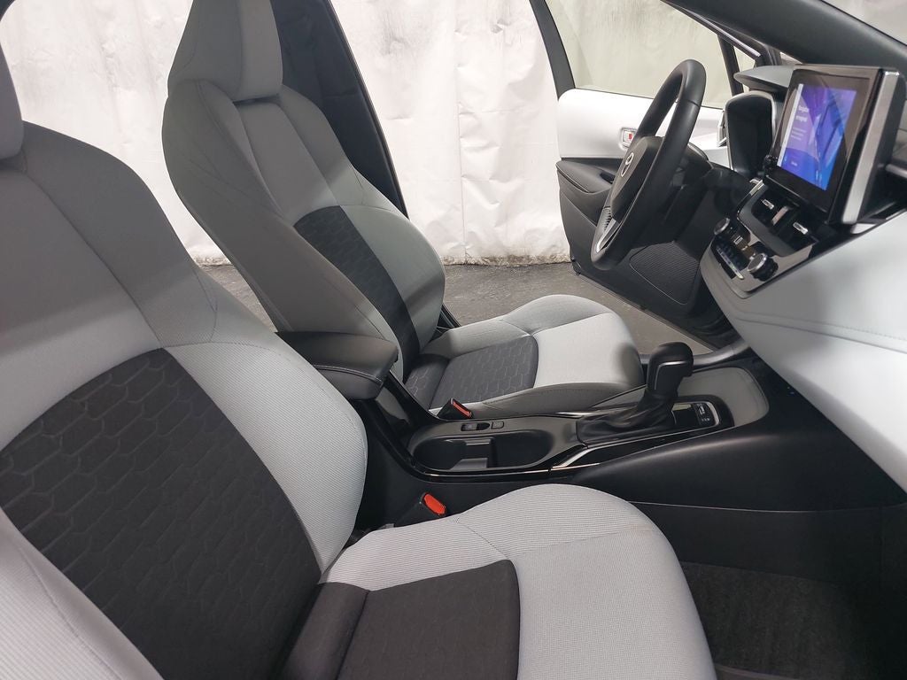 2024 Toyota Corolla Hatchback SE