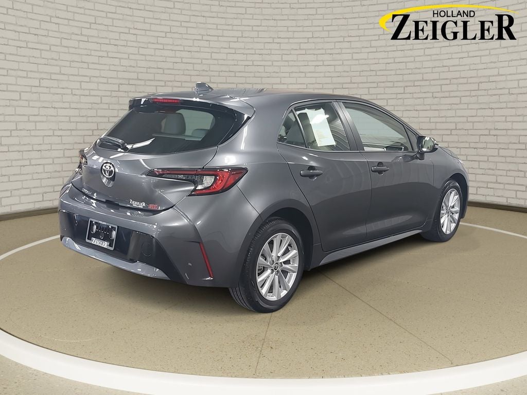 2024 Toyota Corolla Hatchback SE
