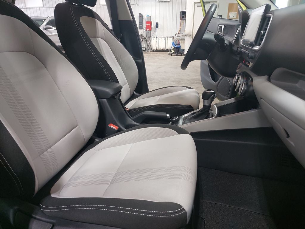 2024 Hyundai Venue SEL - Photo 10