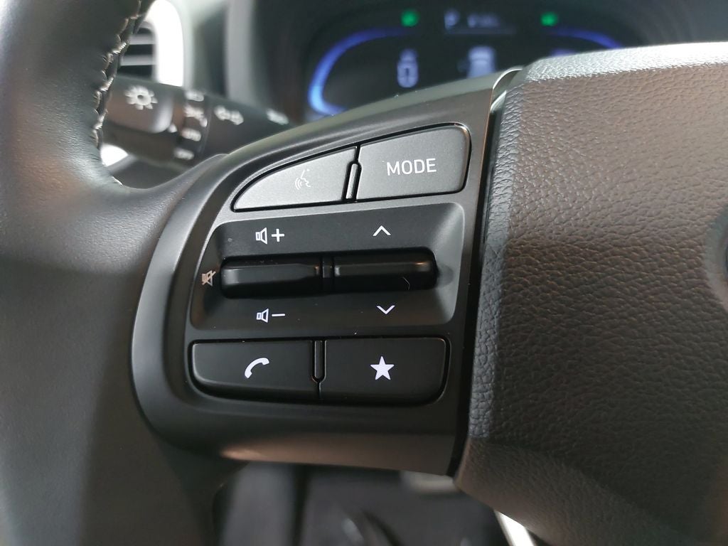 2024 Hyundai Venue SEL - Photo 16