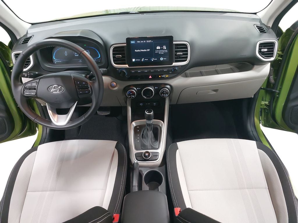2024 Hyundai Venue SEL - Photo 9