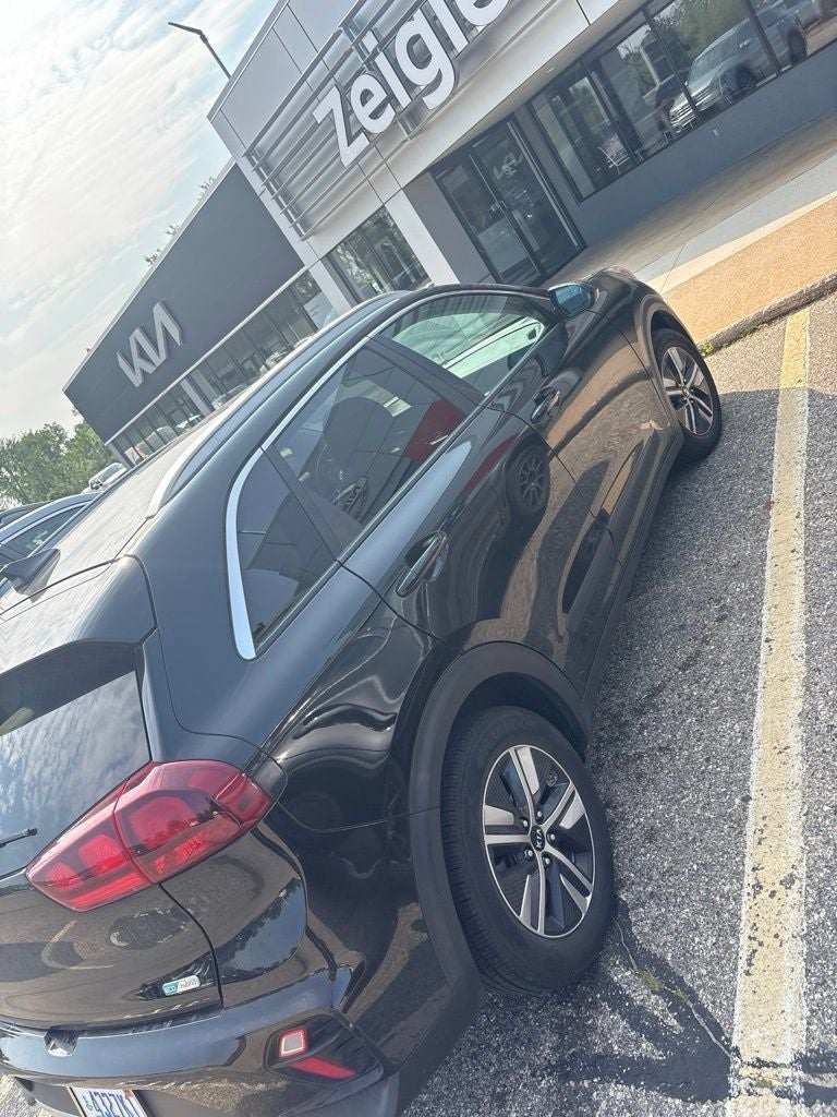 2021 Kia Niro LXS