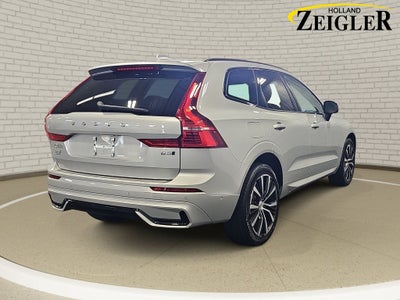 2023 Volvo XC60 B5 Plus Dark Theme