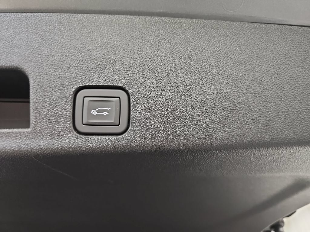 2027 GMC Acadia Denali