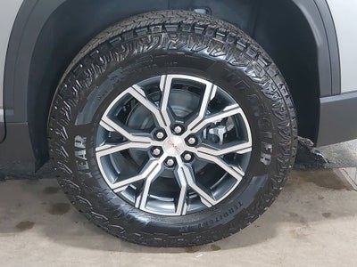 2025 GMC Acadia AT4