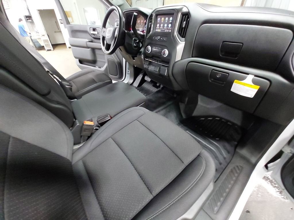 2025 GMC Sierra 2500 HD Pro