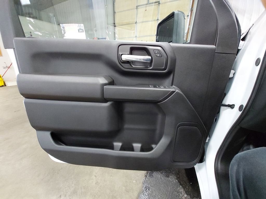 2025 GMC Sierra 2500 HD Pro