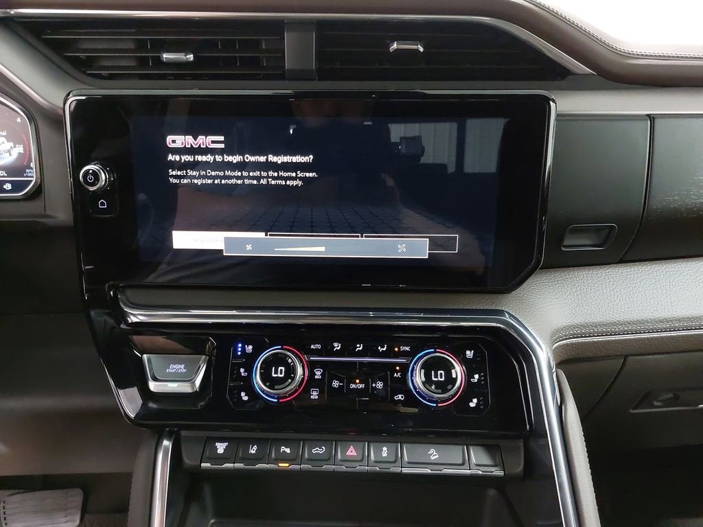 2025 GMC Sierra 2500 HD Denali