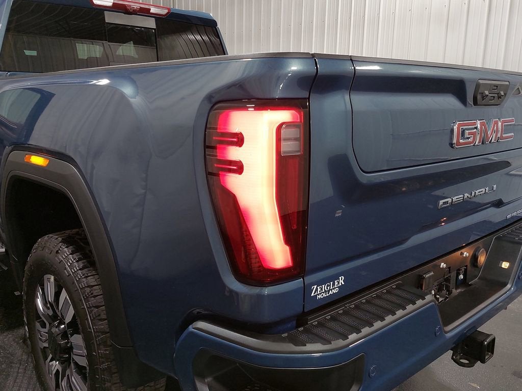 2025 GMC Sierra 2500 HD Denali