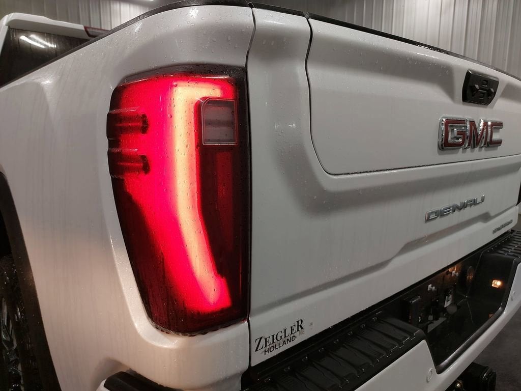 2025 GMC Sierra 2500 HD Denali