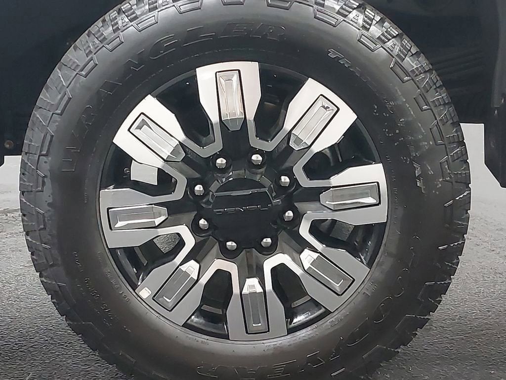 2025 GMC Sierra 2500 HD Denali