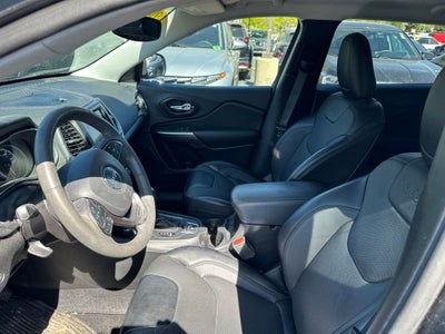 2022 Jeep Cherokee Latitude Lux