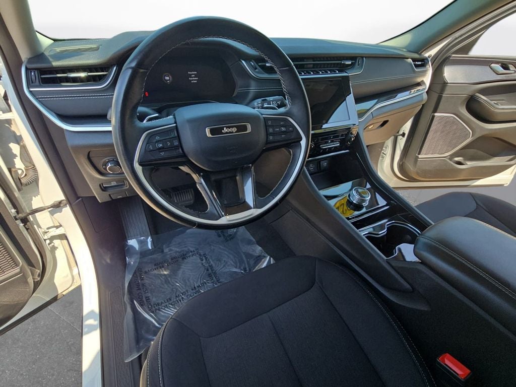 2022 Jeep Grand Cherokee Laredo