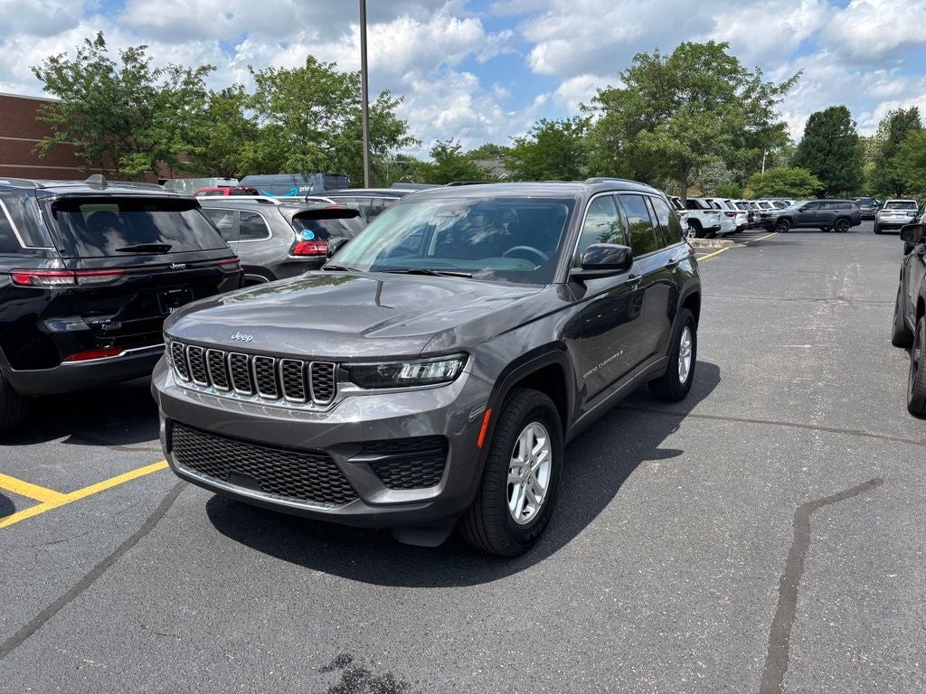 2023 Jeep Grand Cherokee Laredo
