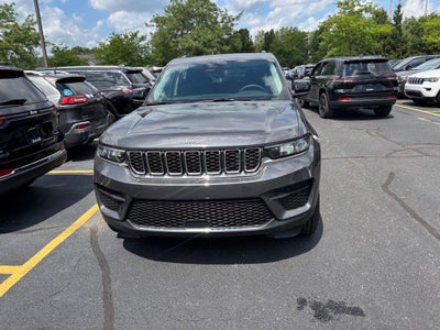 2023 Jeep Grand Cherokee Laredo