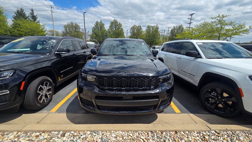 2023 Jeep Grand Cherokee L Altitude