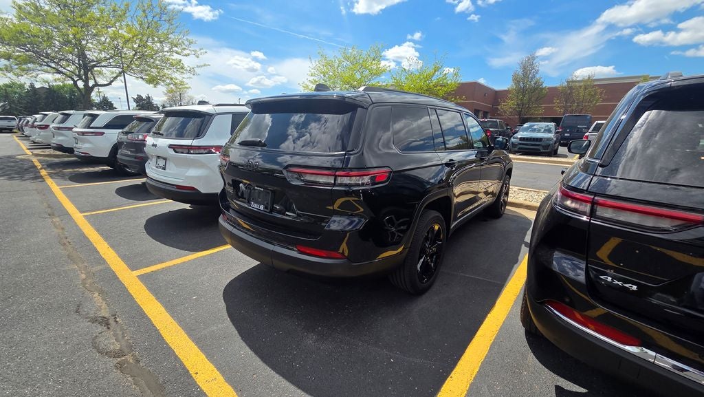 2023 Jeep Grand Cherokee L Altitude