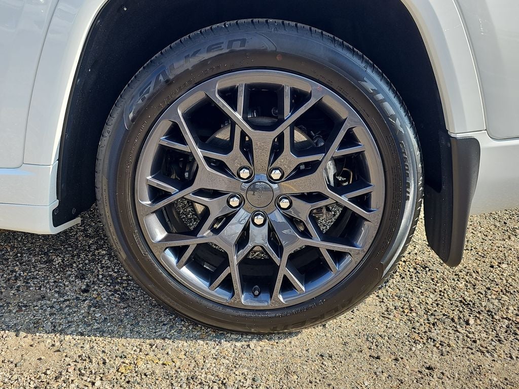 2023 Jeep Grand Cherokee L Summit