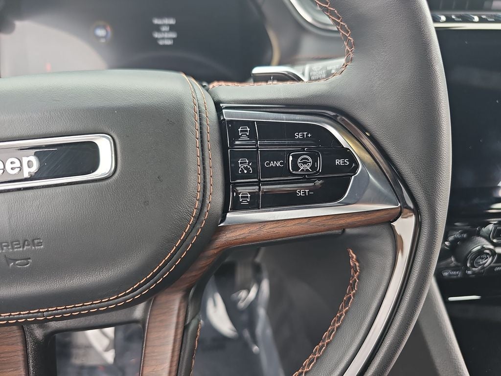 2023 Jeep Grand Cherokee L Summit